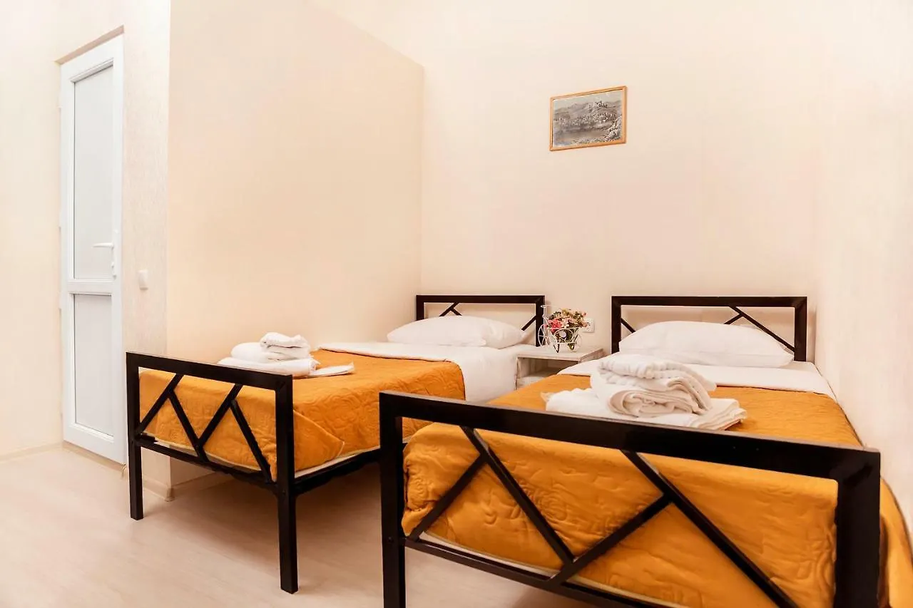 Home 6 Tbilisi Bed & Breakfast
